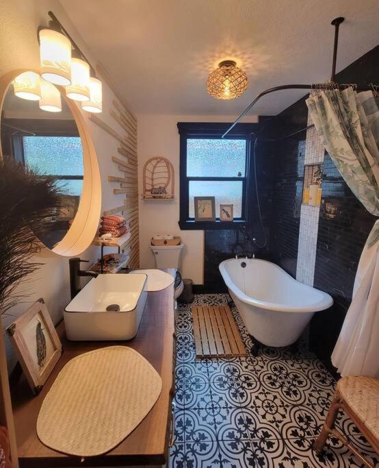 Villa Cozy Af Jungle-House Hideaway à Tampa Extérieur photo